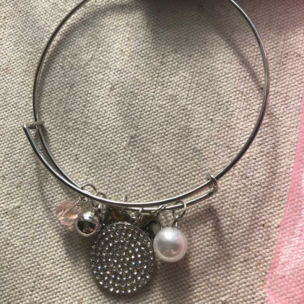 Ashley Stewart bangle bracelet NWT